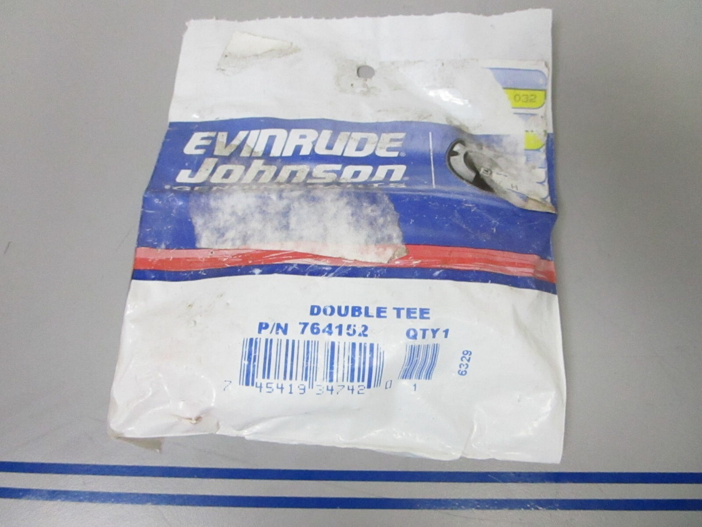 *NEW OEM* 0720 OMC Johnson Evinrude Double Tee 764152 0764152