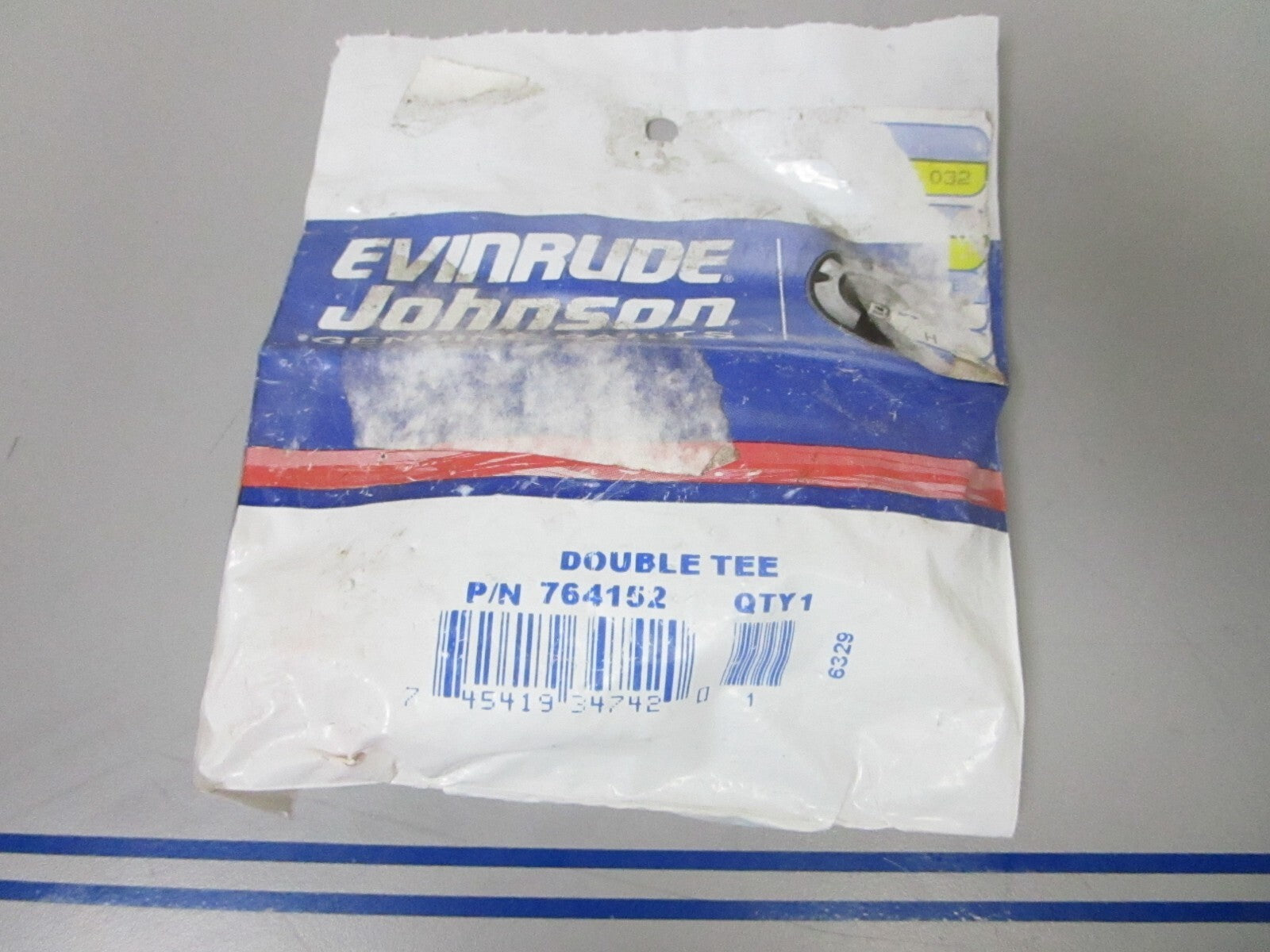 *NEW OEM* 0720 OMC Johnson Evinrude Double Tee 764152 0764152