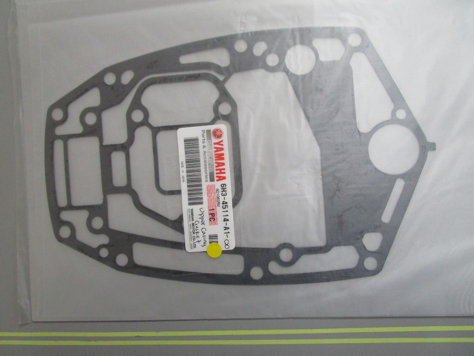 *NEW OEM* 0810 Yamaha Upper Casing Gasket 6H3-45114-A1-00