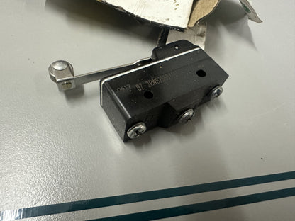 OEM John Deere AE48968 Micro Alarm Switch 0700