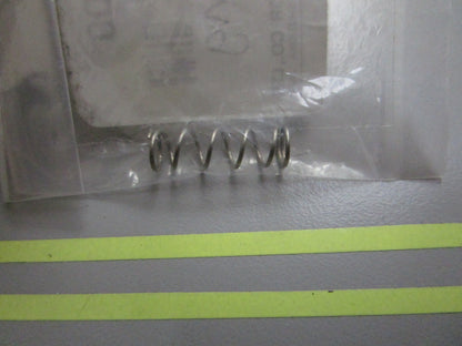 *NEW OEM* 0810 Yamaha Spring 30X-14334-00