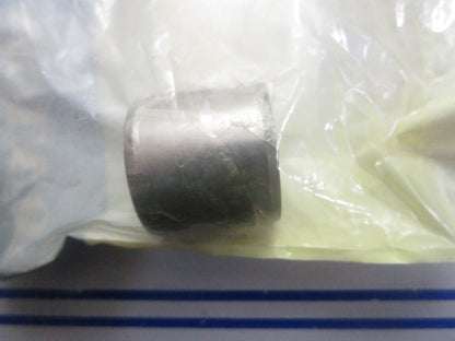 *NEW OEM* 0810 Volvo Penta Inner Ring 184682