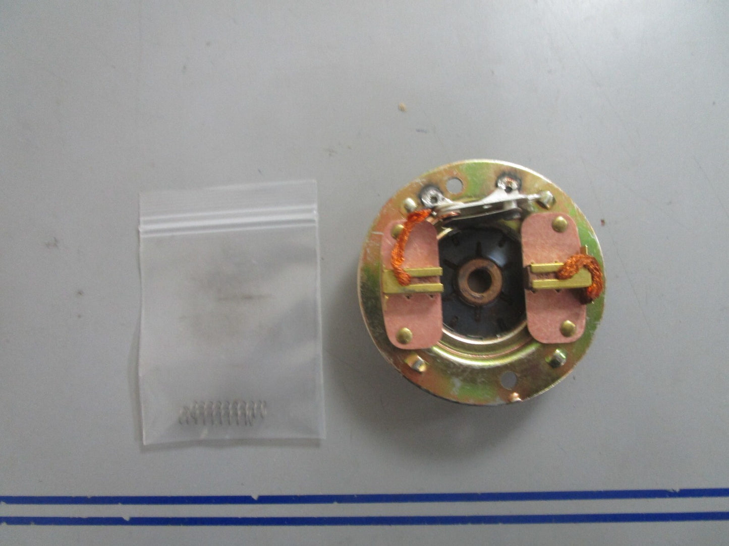 *NEW OEM* 0810 Mercury Quicksilver Commutator Head 392-2940