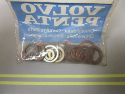 *NEW OEM* 0720 Volvo Penta Gasket Kit 876216