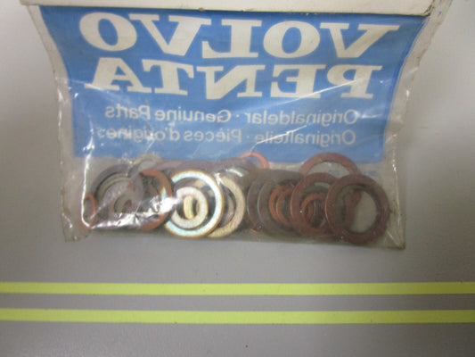 *NEW OEM* 0720 Volvo Penta Gasket Kit 876216