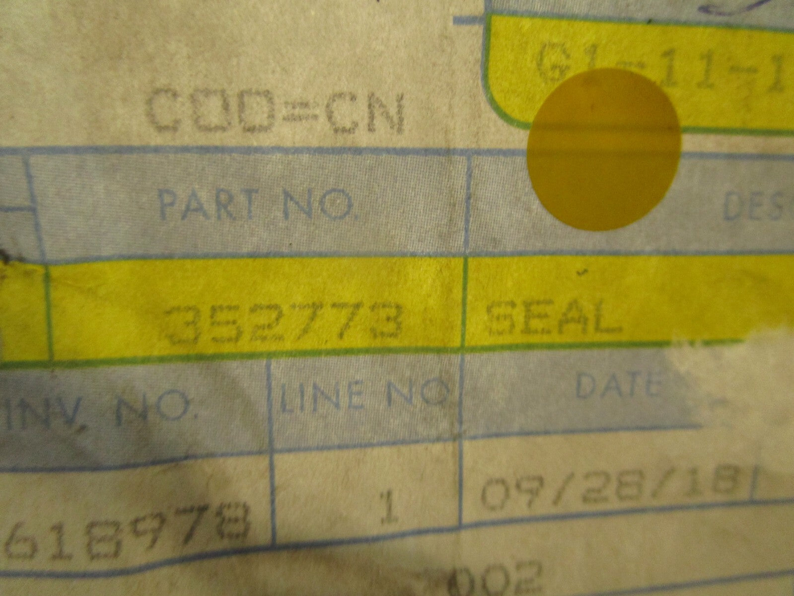 *NEW OEM* 0810 OMC Johnson Evinrude Seal 352773 0352773