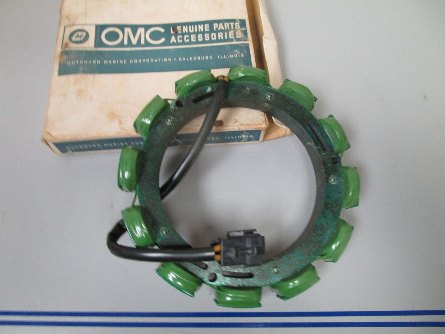 *NEW OEM* 0720 OMC Johnson Evinrude Stator 580650 0580650
