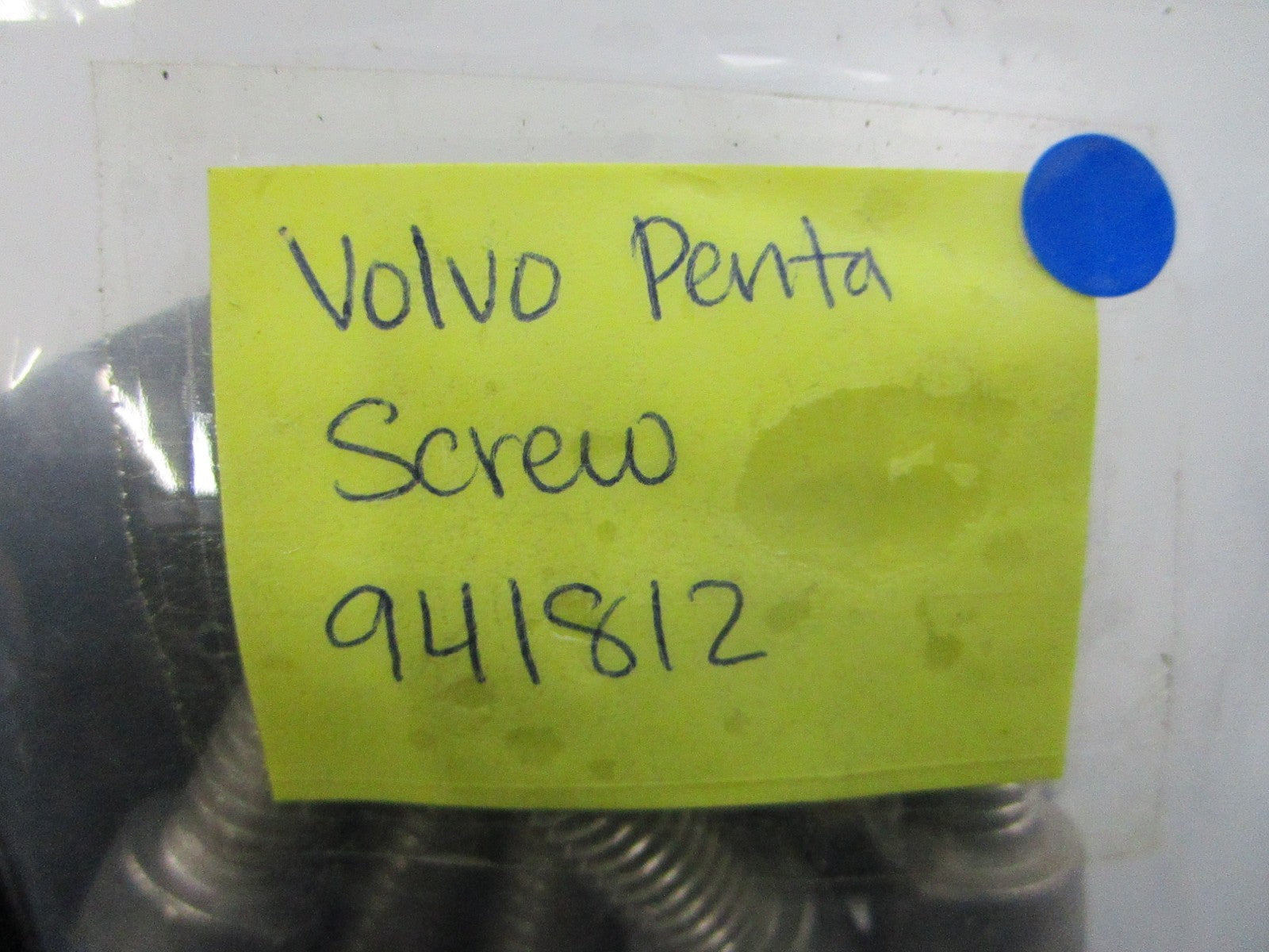 *NEW OEM* 0810 Volvo Penta Screw 941812