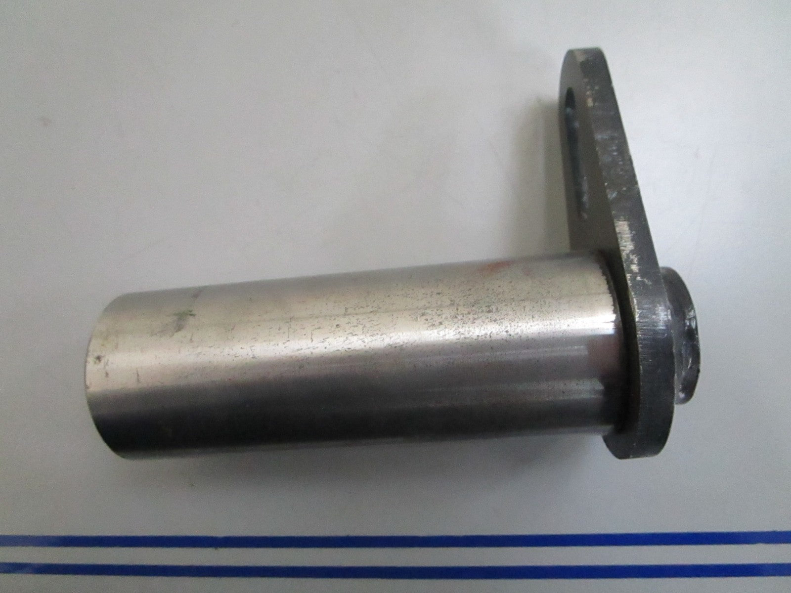 *NEW OEM* 0820 Bobcat Pin 6587347