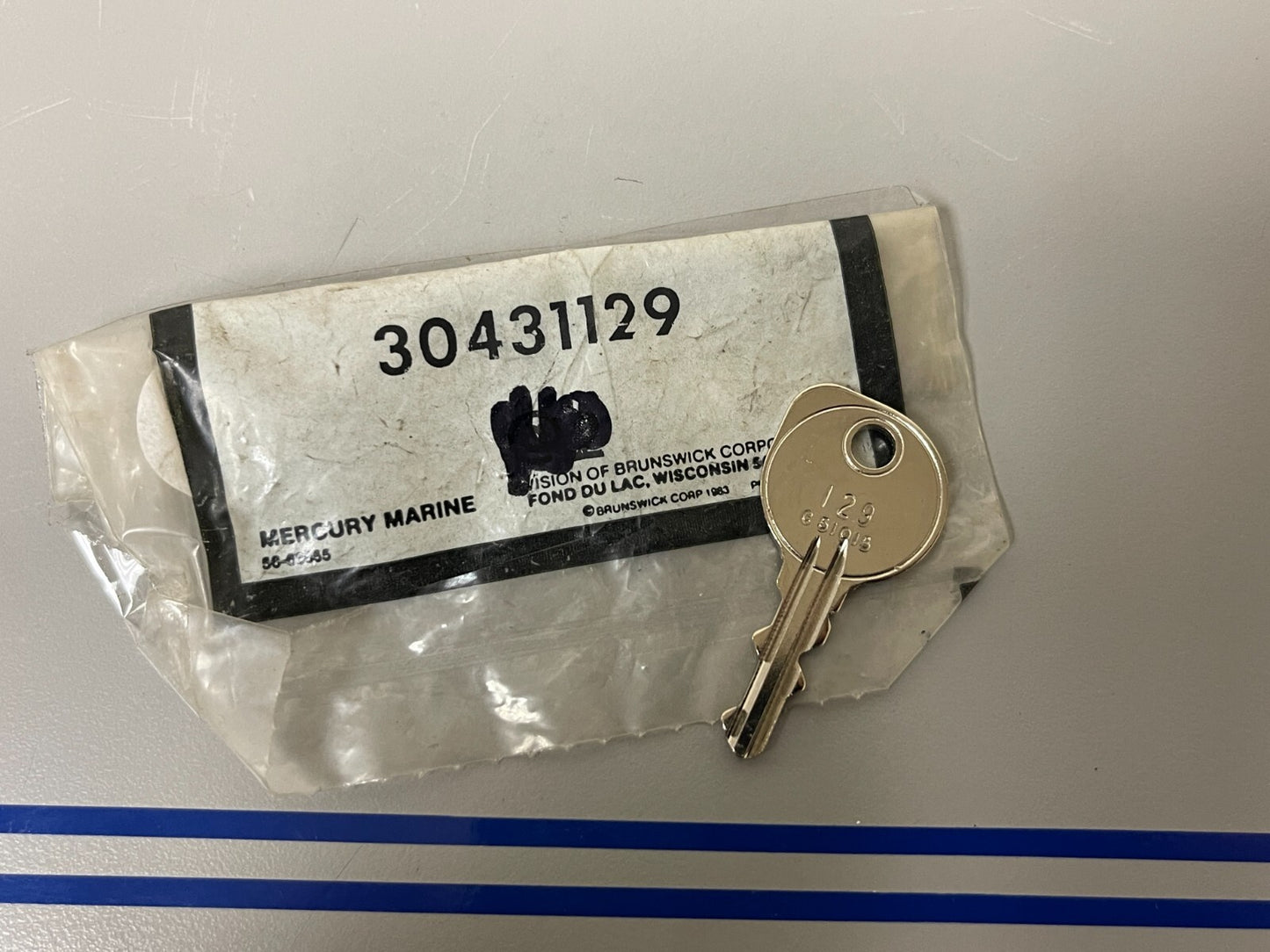 *NEW OEM* 0810 Mercury Quicksilver Key 30431129