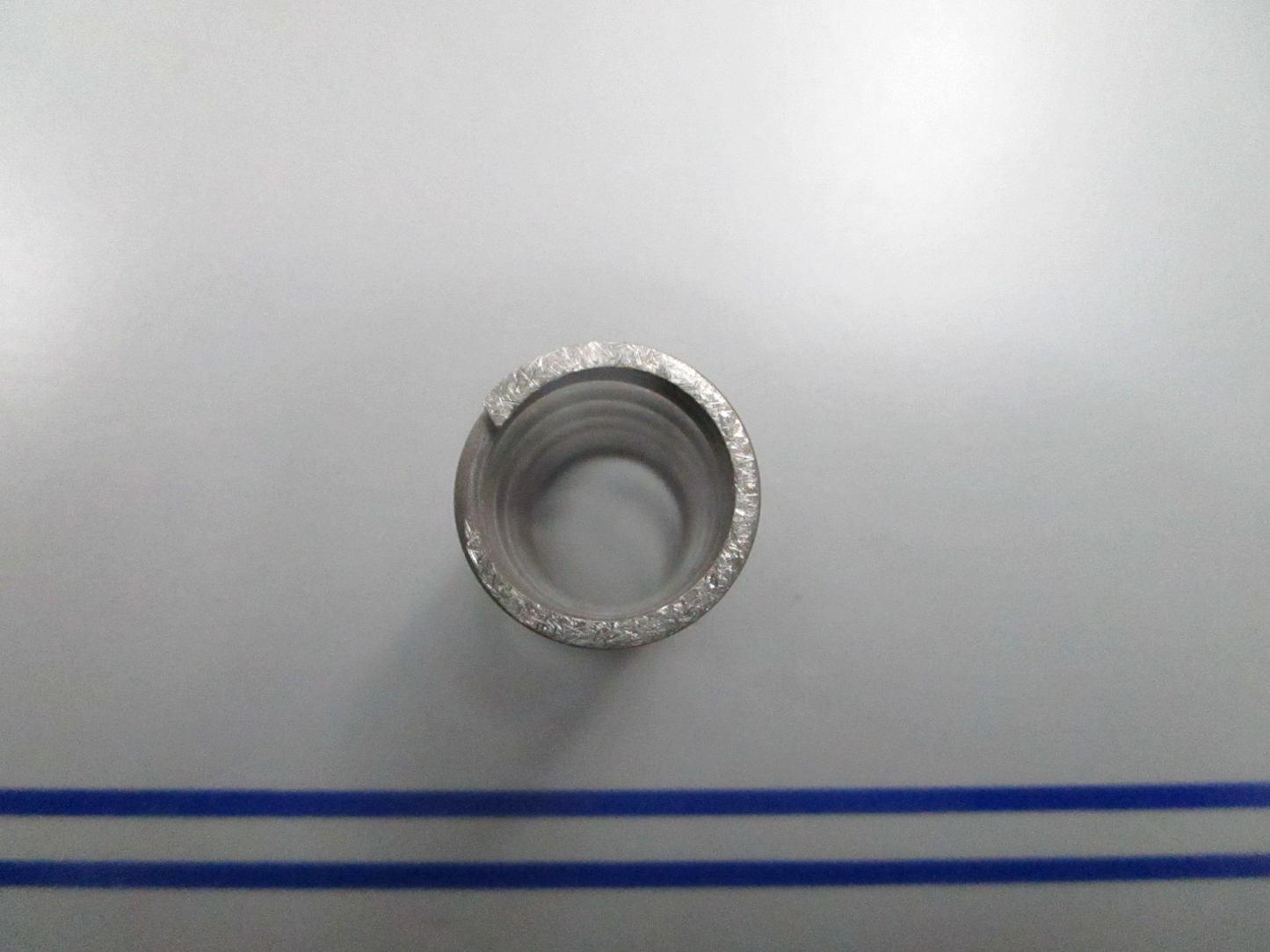 *NEW OEM* 0810 OMC Johnson Evinrude Spring 301656 0301656