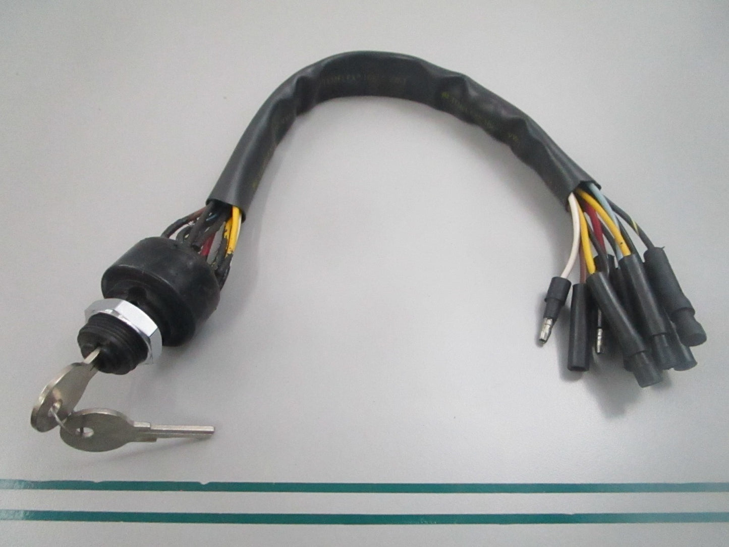 Mercury Quicksilver NEW OEM Ignition Key Switch Kit Push Choke 87-88107A3 0810