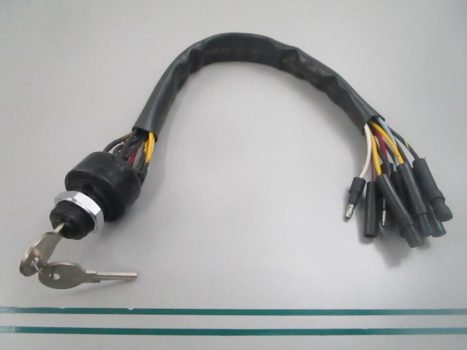 Mercury Quicksilver NEW OEM Ignition Key Switch Kit Push Choke 87-88107A3 0810