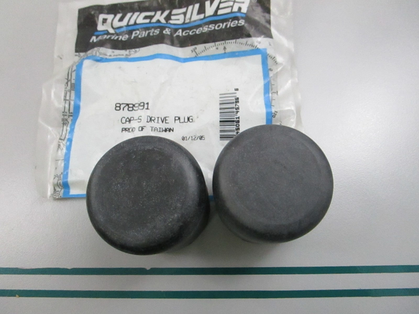 NEW OEM (LOT OF 2) 878991 Mercury Quicksilver Drive Plug Cap 0810