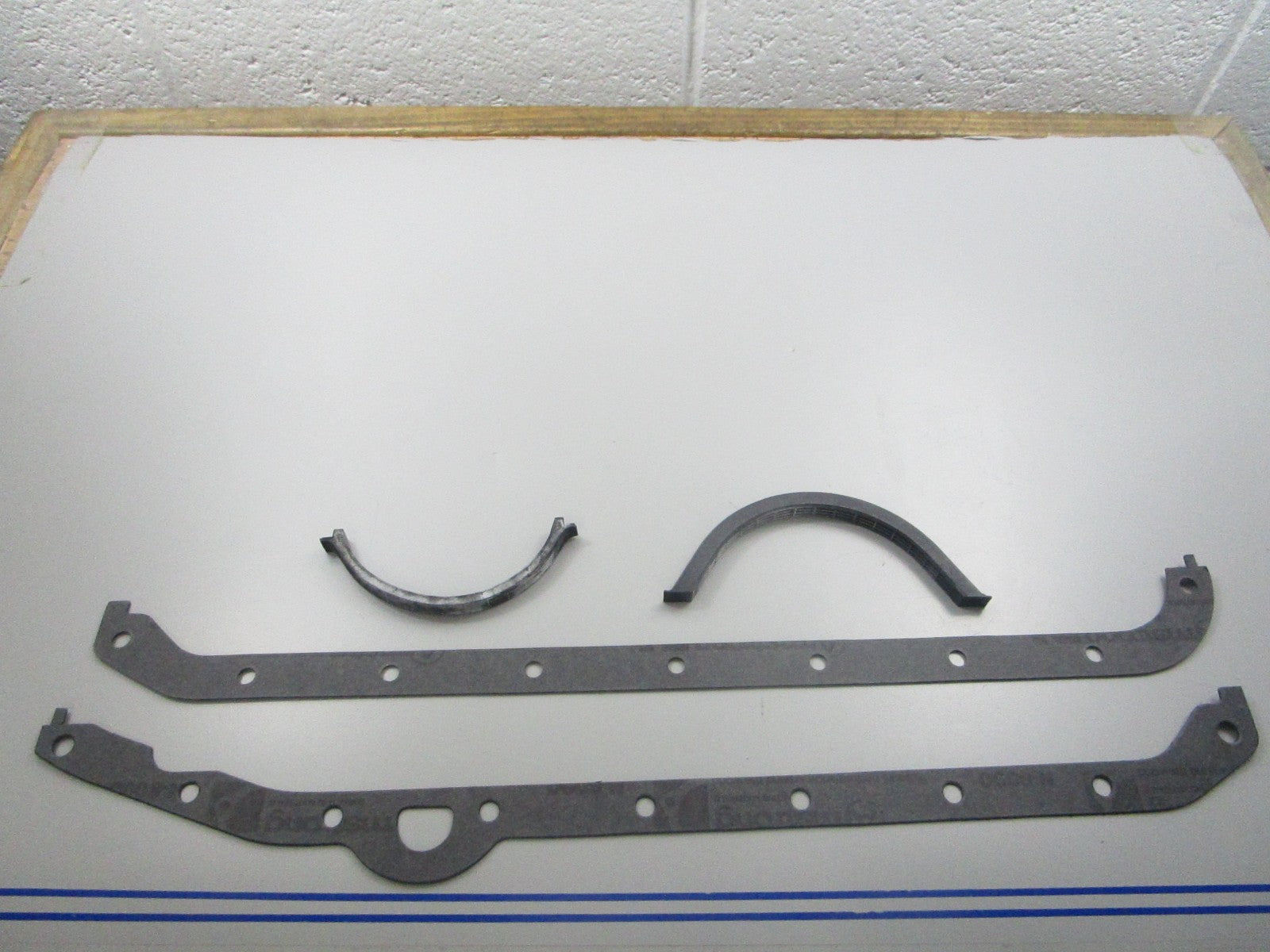 NEW OEM 27-85817A1 Mercury Quicksilver Gasket Assembly 0810