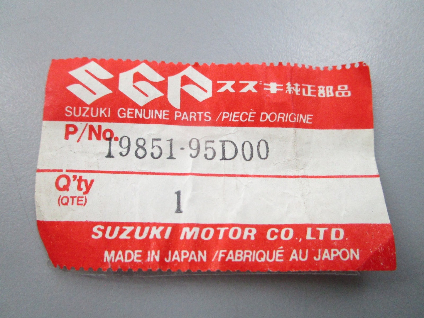 NEW OEM Suzuki 19851-95D00 Lever 0810