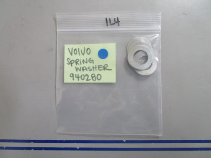 *NEW OEM* (LOT OF 4) 0810 Volvo Penta Spring Washer 940280