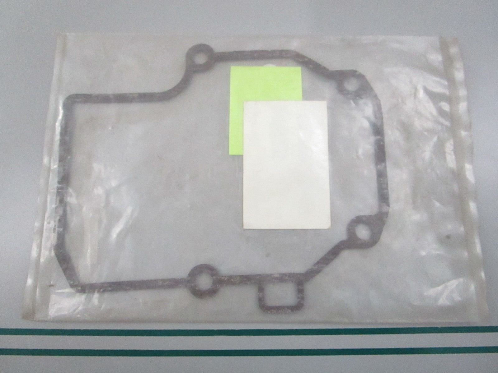 NEW OEM 3C8-61181-2 3C8611812 Tohatsu Gasket 0810