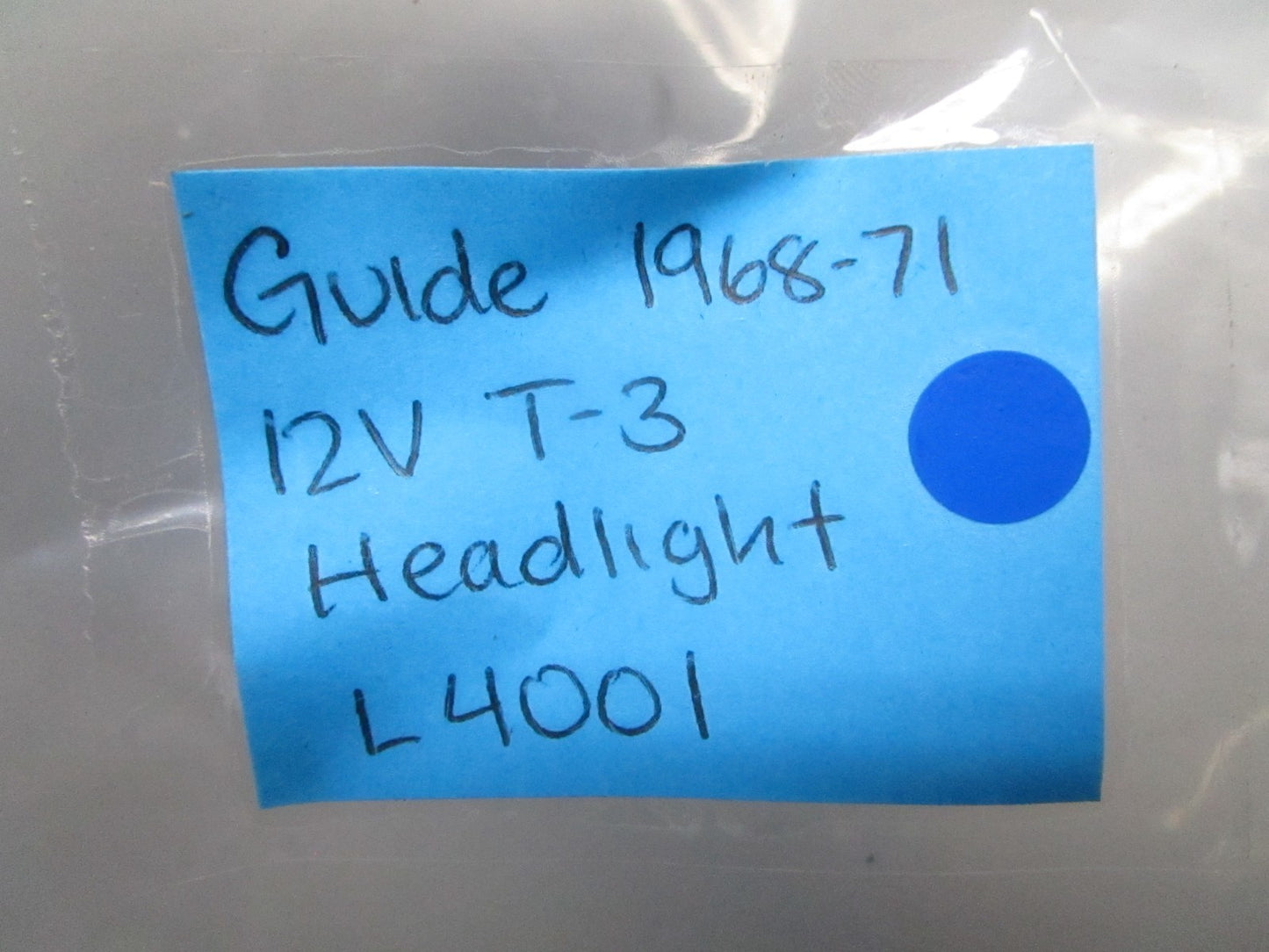 *NEW OEM* 0820 Guide 1968-71 12 V T-3 Headlight L4001