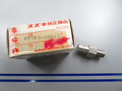 *NEW OEM* 0810 Suzuki Connector Plug 65720-98511