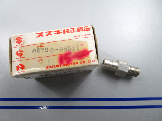 *NEW OEM* 0810 Suzuki Connector Plug 65720-98511