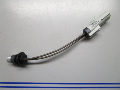 *NEW OEM* 0820 Volvo Penta Temperature Sensor 23117173