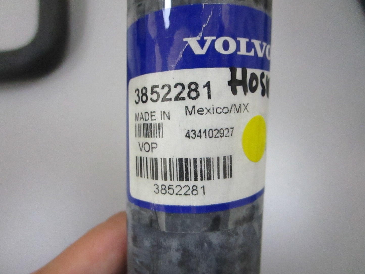 *NEW OEM* 0810 Volvo Penta Hose 3852281