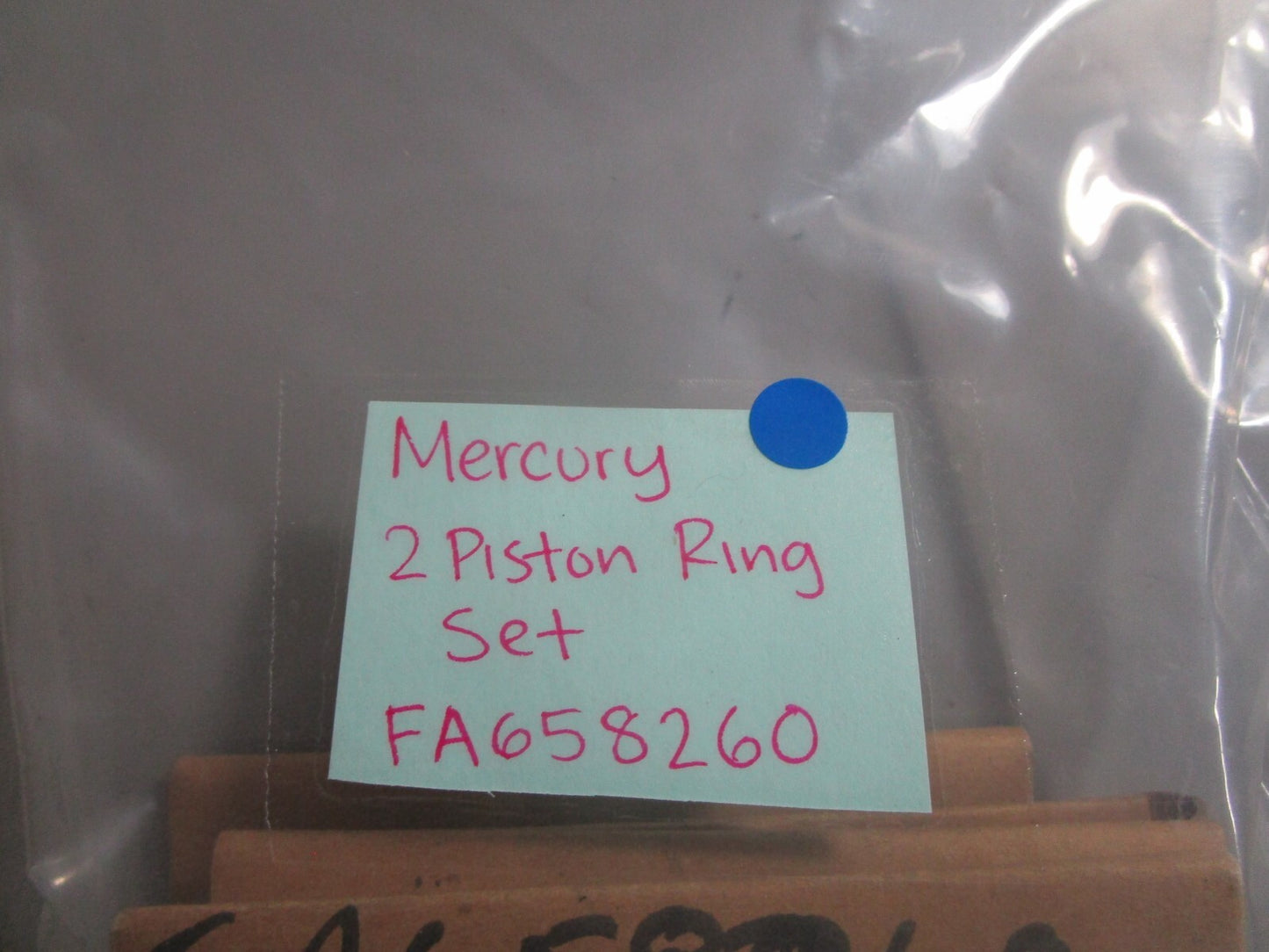 *NEW OEM* 0810 Mercury Quicksilver 2 Piston Ring Set FA658260