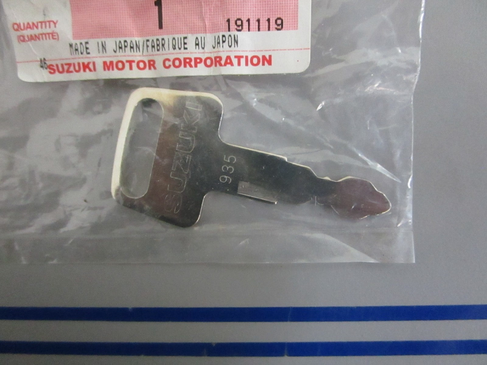 *NEW OEM* 0820 Suzuki Key (935) 37141-99E40