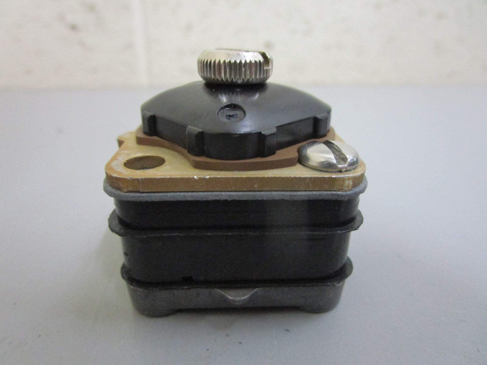 *NEW OEM* 0820 OMC Johnson Evinrude Fuel Pump Ay 397727 0397727