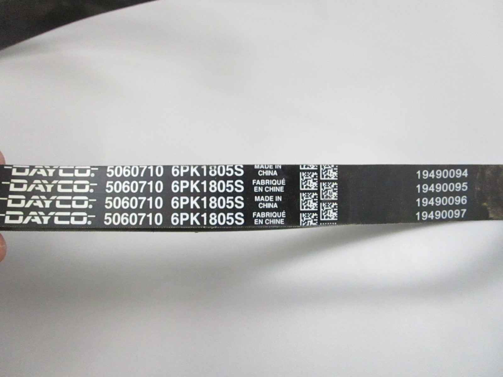 NEW 5060710 Dayco Serpentine Belt 0810