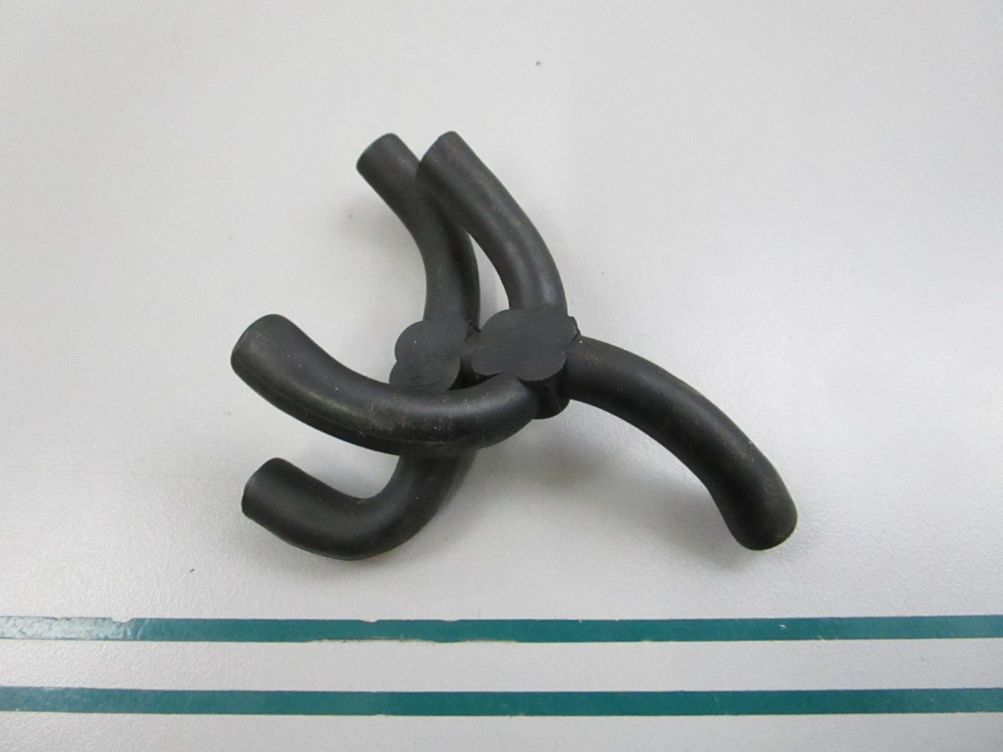 NEW OEM 1268050022 Mercedes-Benz Fitting 0810