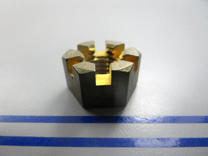 NEW 18-3705 Replaces: 3641503 Prop Nut 0810