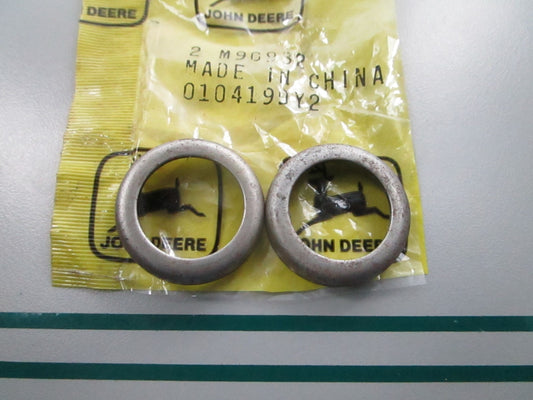 NEW OEM (LOT OF 2) M90982 John Deere Retainer Cap 0810