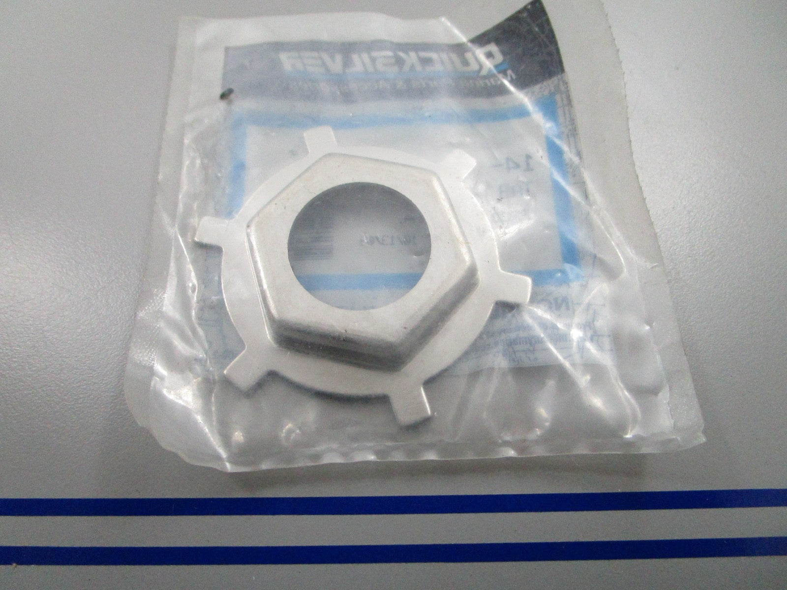*NEW OEM* 0810 Mercury Quicksilver Tab Washer 14-34817