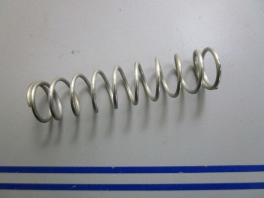 *NEW OEM* 0770 OMC Johnson Evinrude Detent Spring 325583 0325583