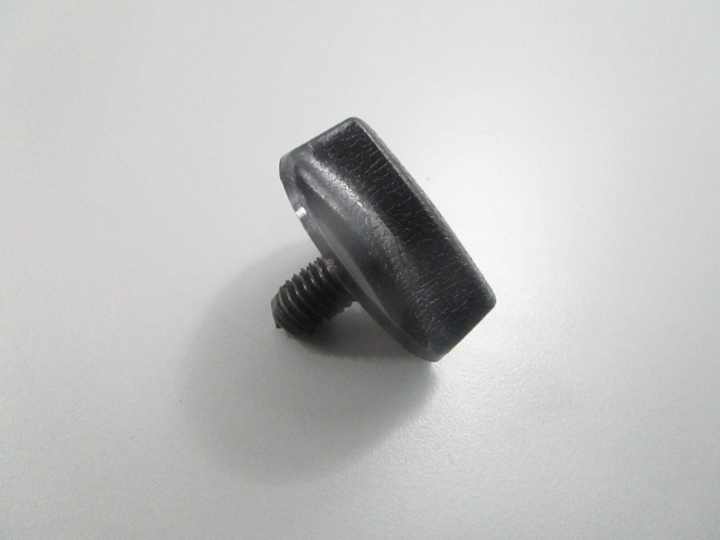 *NEW OEM* 0810 Mercury Quicksilver Cap Assembly K17940