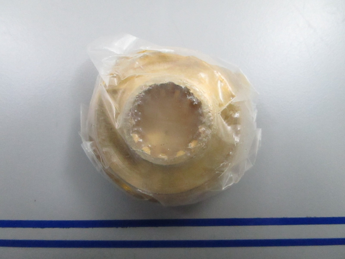 *NEW OEM* 0810 Tohatsu Propeller Thrust Holder 3C8-64231-0 3CB642310