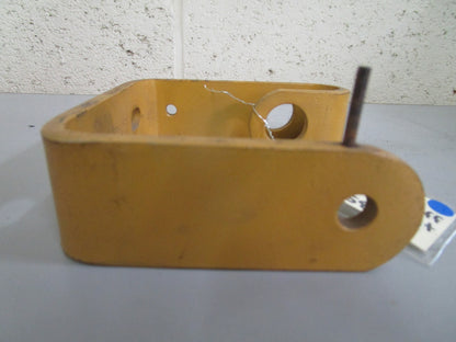 *NEW OEM* 0820 CAT 6MM Engine Shutoff Mount Bracket 5N-5865