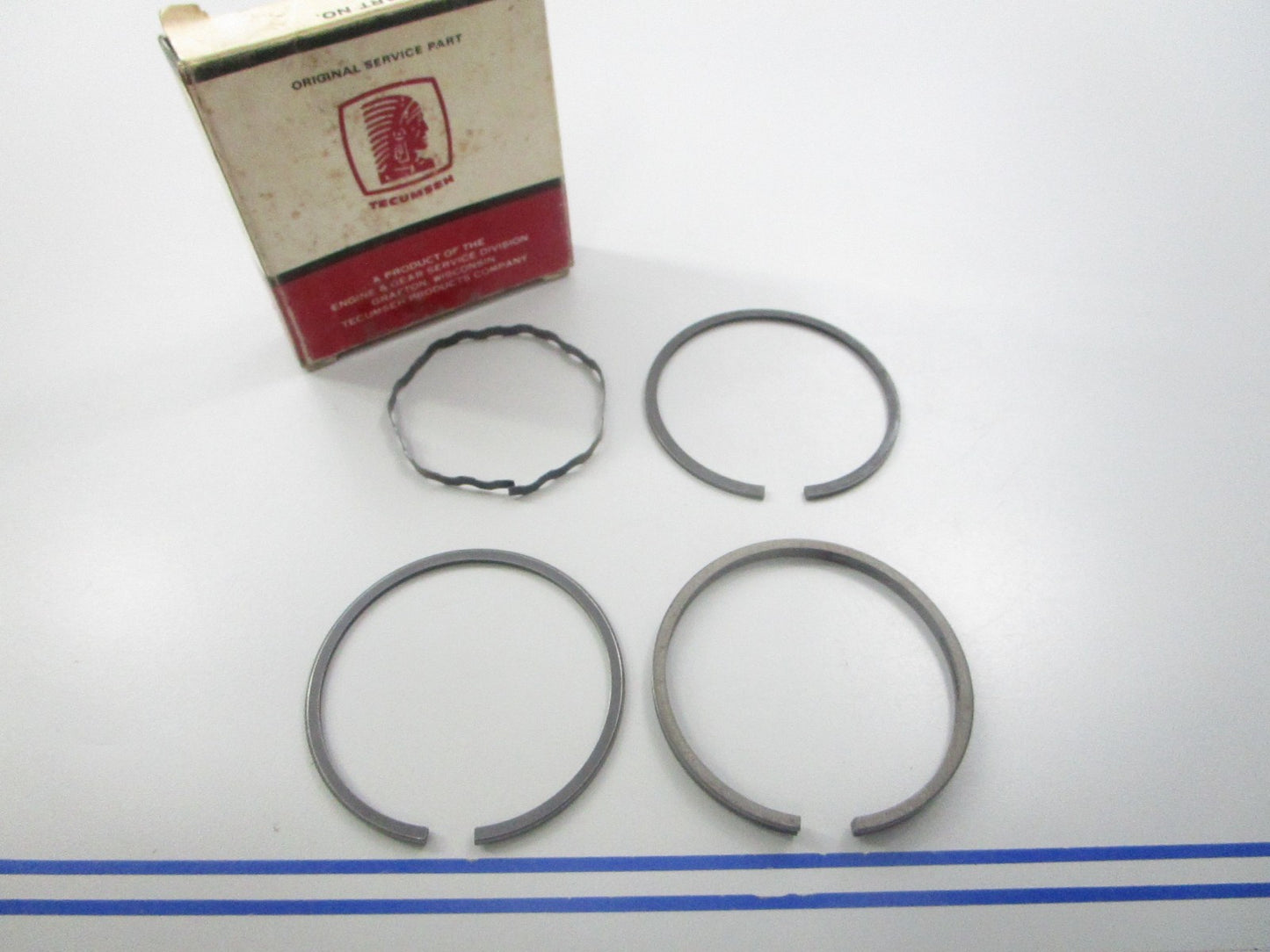 NEW OEM 32596 Tecumseh Piston Ring Set 0810