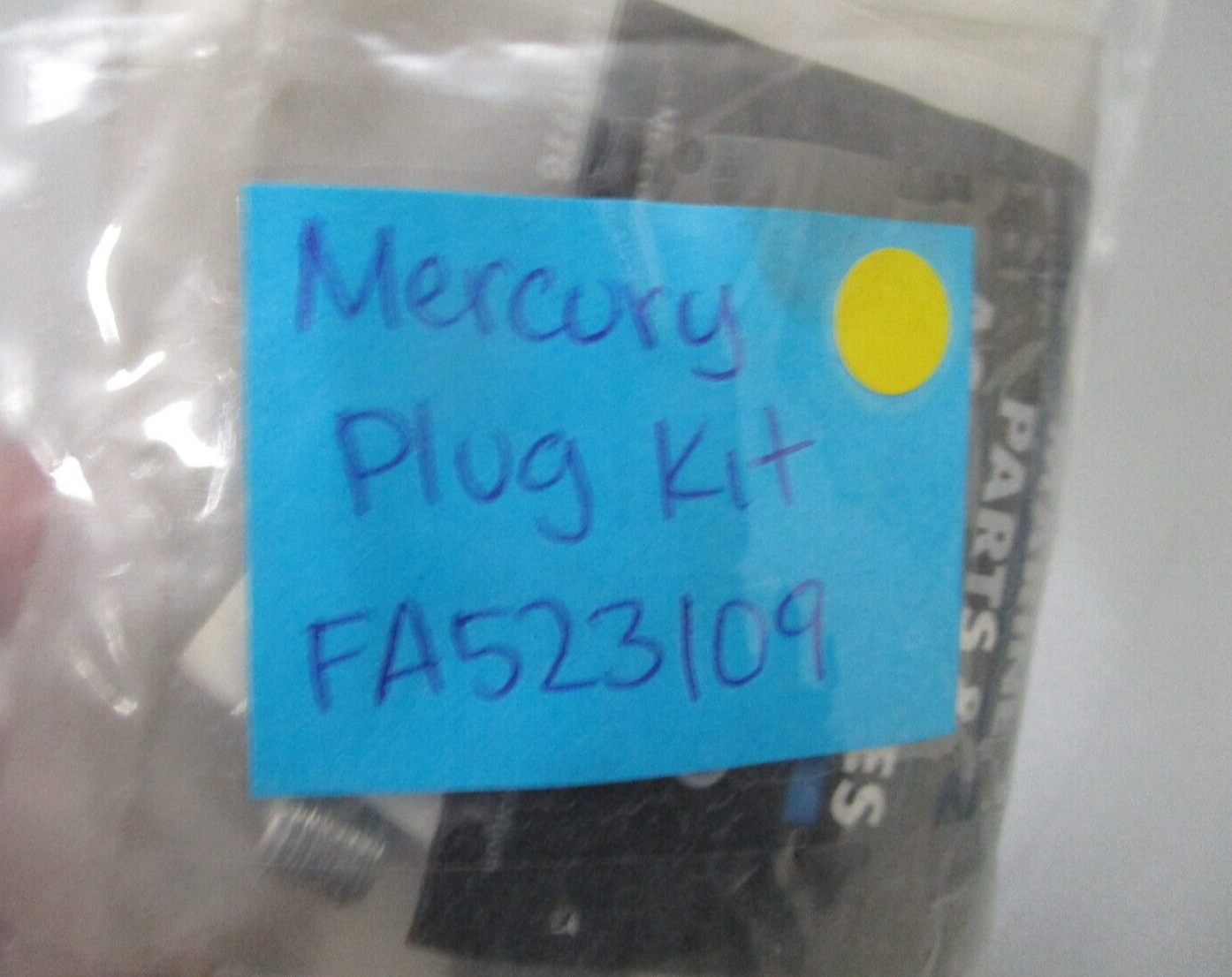 *NEW OEM* 0810 Mercury Quicksilver Plug Kit FA523109