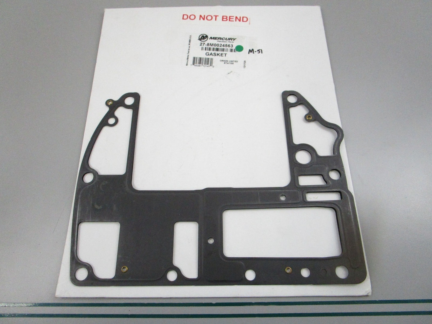 NEW OEM 27-8M0024563 Mercury Quicksilver Gasket 0810