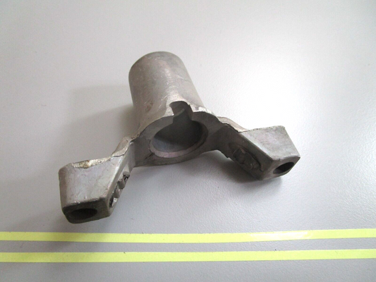 *NEW OEM* 0750 OMC Johnson Evinrude WATER TUBE BRACKET 315838 0315838