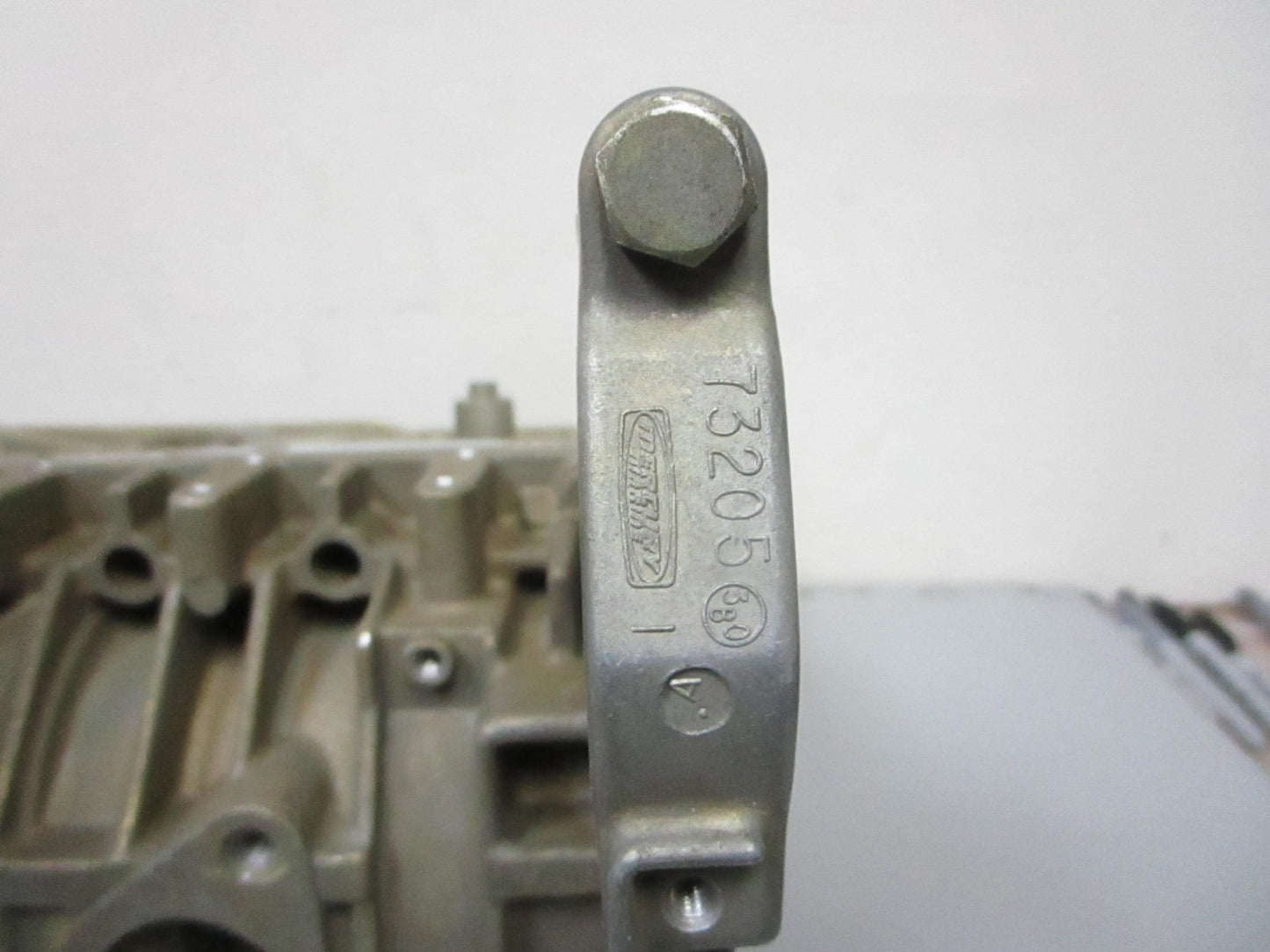 *NEW OEM* 0720 Mercury 65hp Cylinder Crankcase 961-5887 869-6005A3