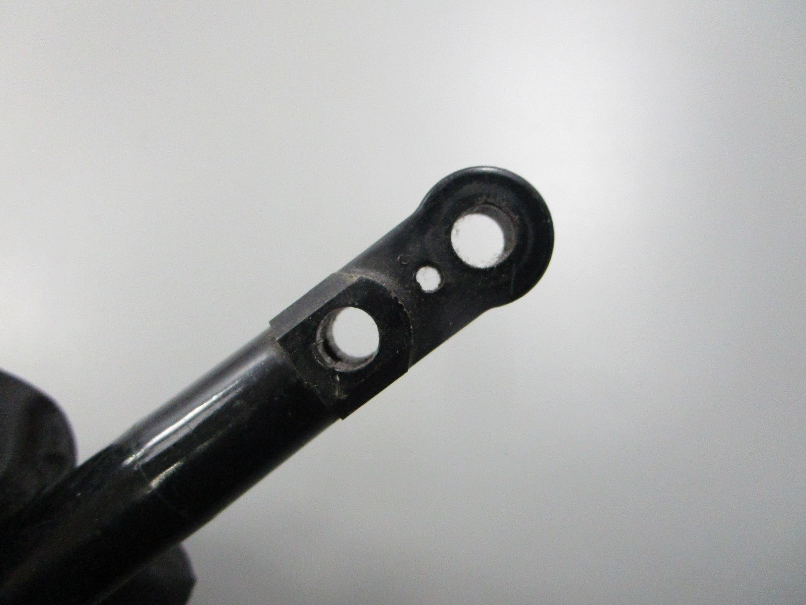 *NEW OEM* 0810 OMC Johnson Evinrude Casing Guide 914742 0914742