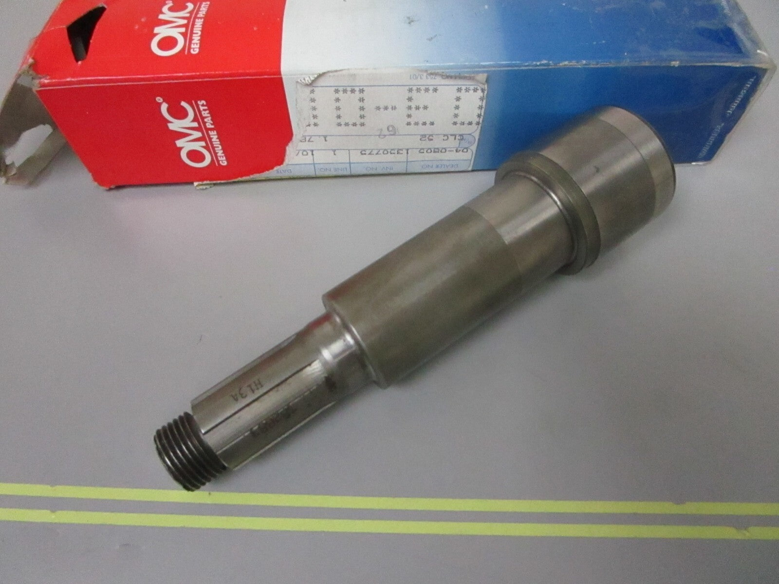 *NEW OEM* 0720 OMC Johnson Evinrude Shaft & Sleeve Assembly 382883 0382883