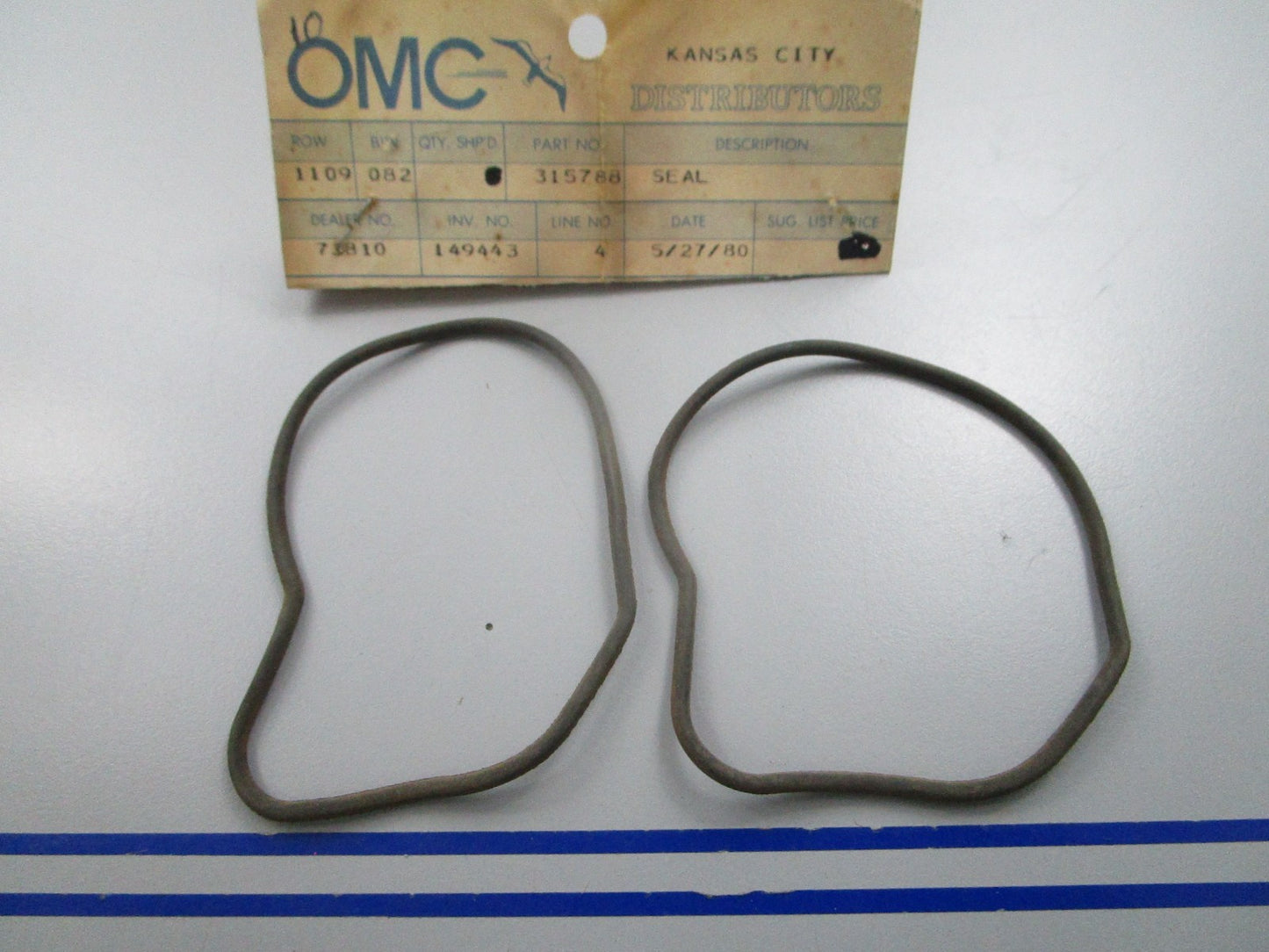 NEW OEM (LOT OF 2) 315788 0315788 OMC Johnson Evinrude Seal 0810