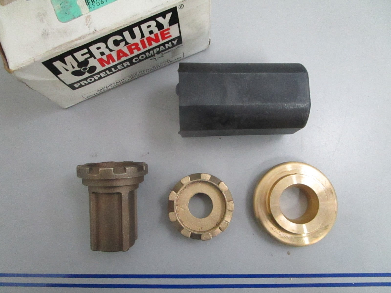 *NEW OEM* 0820 Mercury Flo-Torq II Assy Kit 835281A1