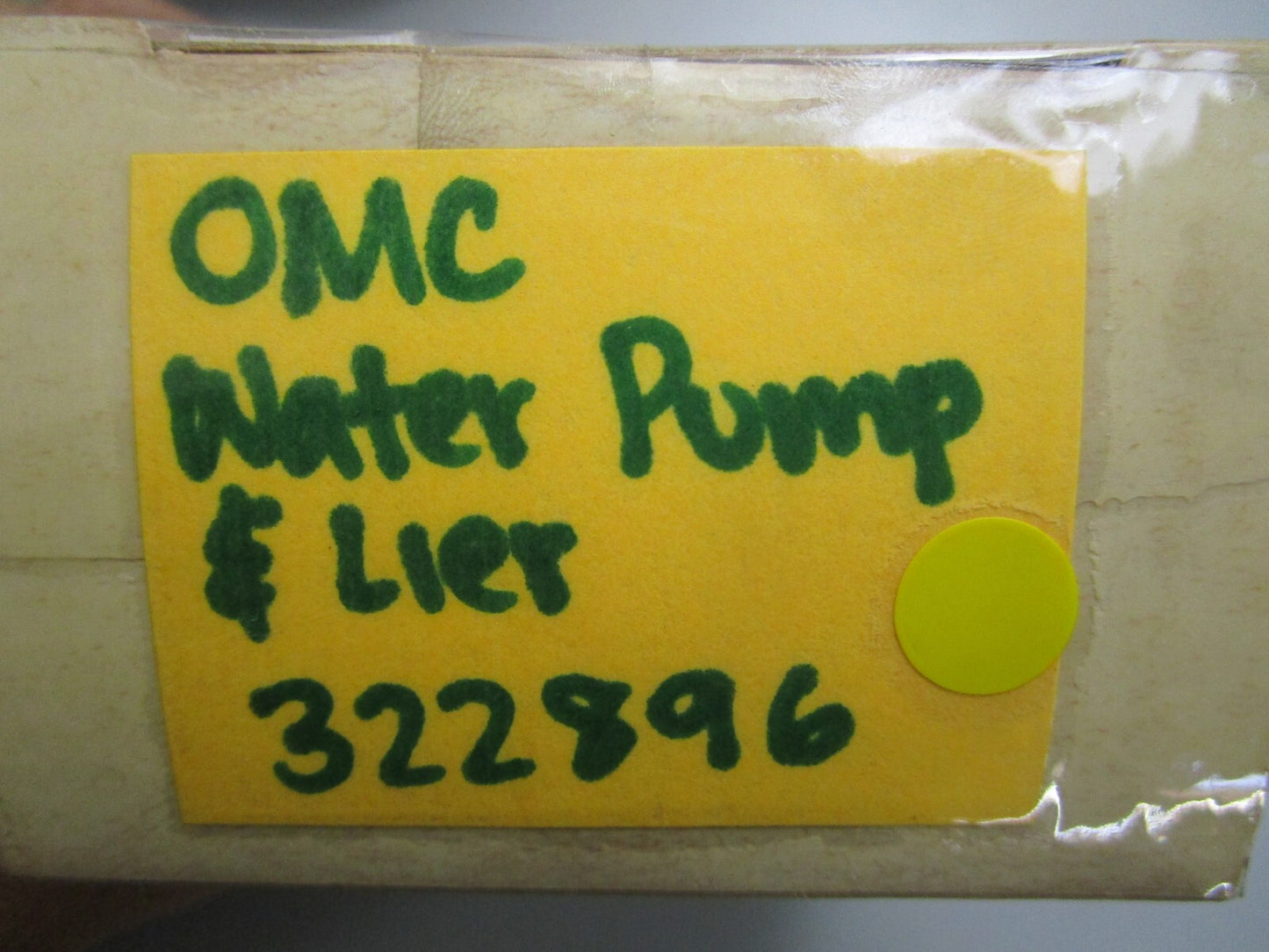 *NEW OEM* 0810 OMC Johnson Evinrude Water Pump & Lier 322896 0322896
