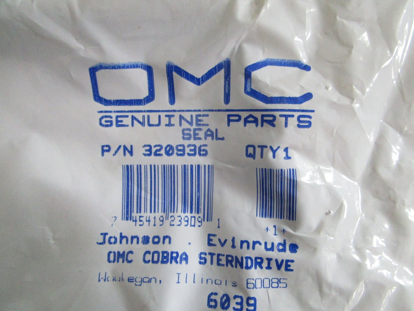 NEW OEM 320936 0320936 OMC Johnson Evinrude Seal 0820